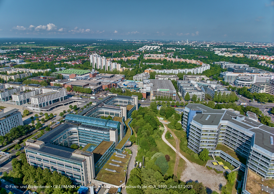 07.06.2023 - Perlach Plaza, PEP, Rentenversicherung, Wohnring, WACKER-Chemie in Neuperlach 07.06.2023 - Perlach Plaza, PEP, Rentenversicherung, Wohnring, WACKER-Chemie in Neuperlach